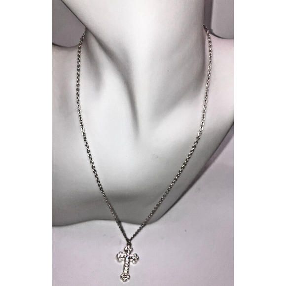 Silver-Tone Rhinestone Cross 21.25" Pendant Necklace! - Picture 4 of 6